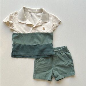 Baby Gap Colorblock Polo and shorts outfit set 12-18 months